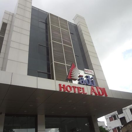 Hotel Adi Nagpur Eksteriør billede